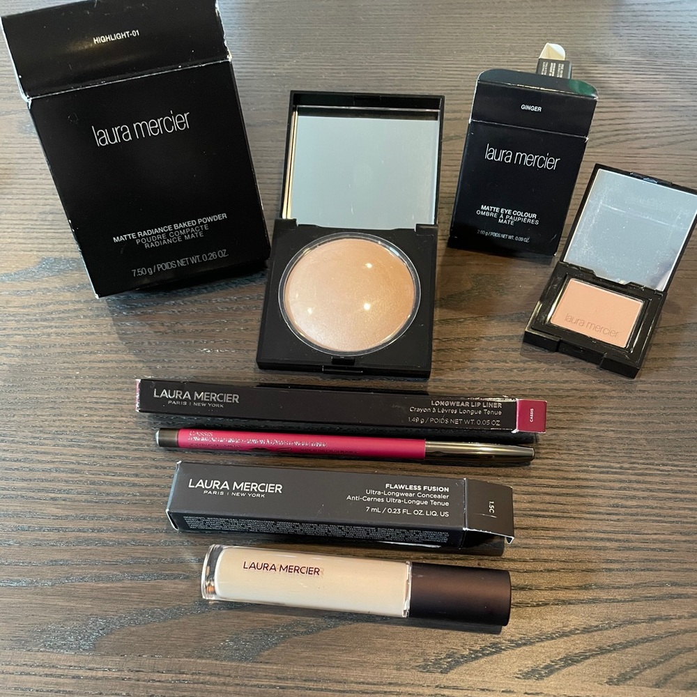 Laura Mercier Makeup Bundle